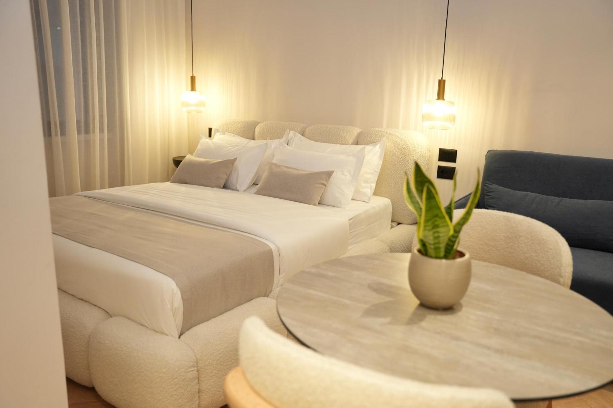 Nea Deluxe Apart-Hotel Tirana Zewnętrze zdjęcie