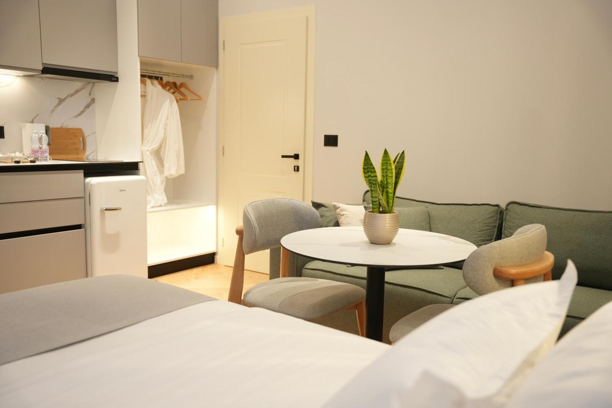 Nea Deluxe Apart-Hotel Tirana Zewnętrze zdjęcie