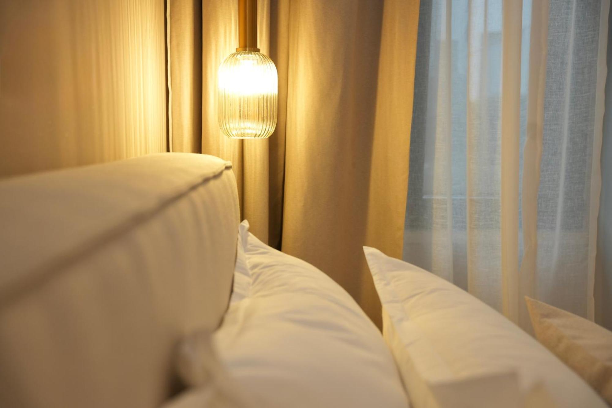 Nea Deluxe Apart-Hotel Tirana Zewnętrze zdjęcie