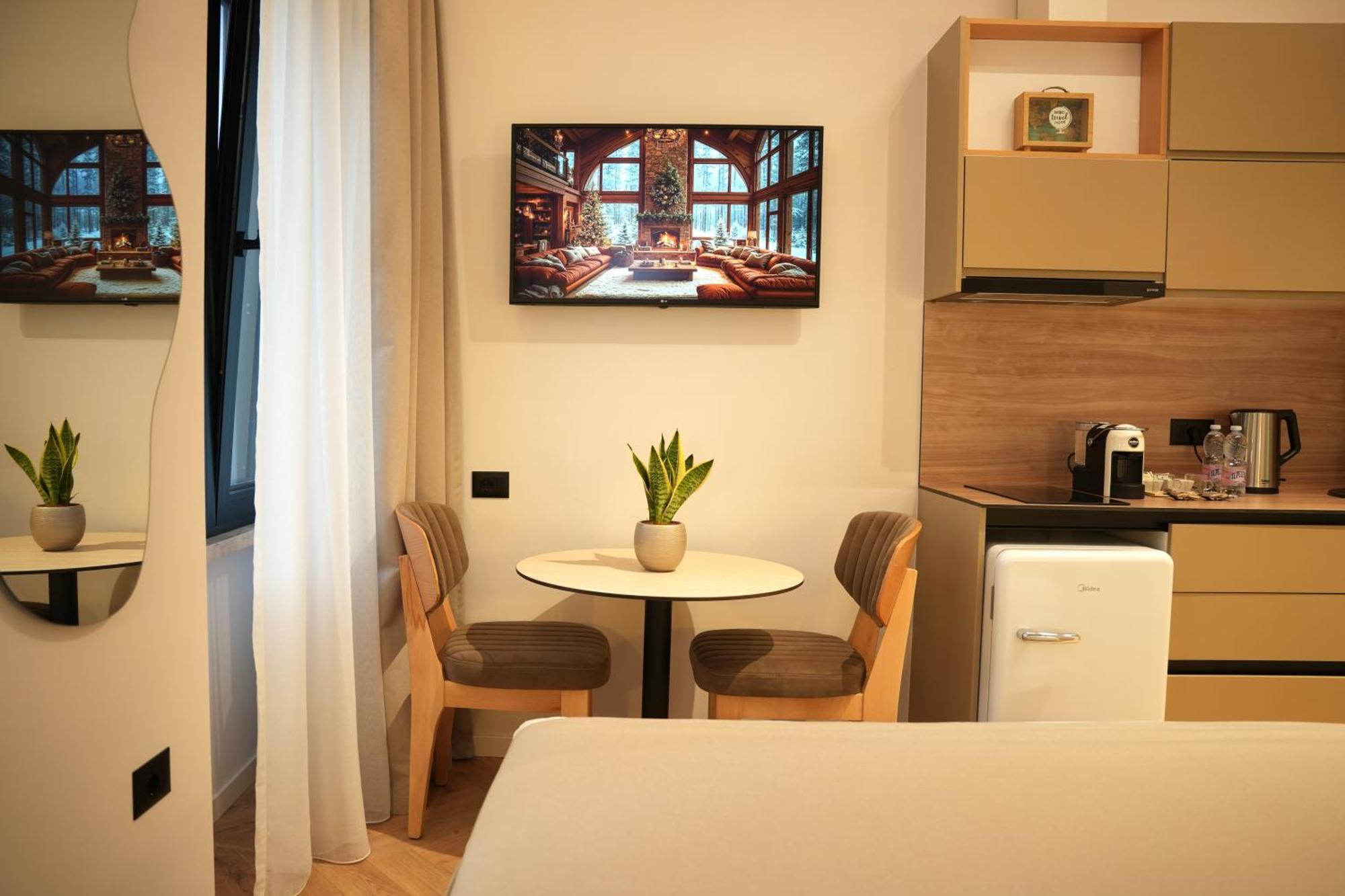 Nea Deluxe Apart-Hotel Tirana Zewnętrze zdjęcie